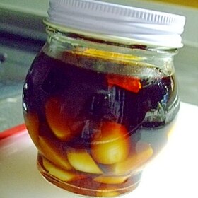 ピリ辛!!にんにくの醤油漬け